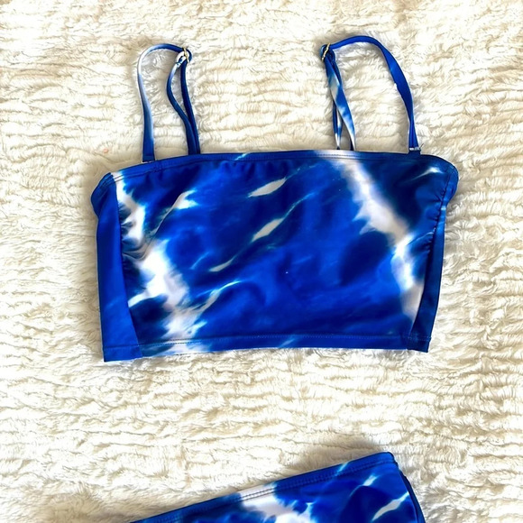 Xhilaration Bikini Set, Size : XS, Color: Blue and White tie dye effect! - Picture 2 of 10